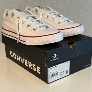 NWT Converse Chuck Taylor All Star PS Sneaker Size 3Y Great